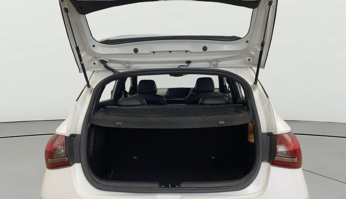 2024 Hyundai NEW I20 N LINE N8 1.0 TURBO DCT, Petrol, Automatic, 27,493 km, Boot Open Zoomed View