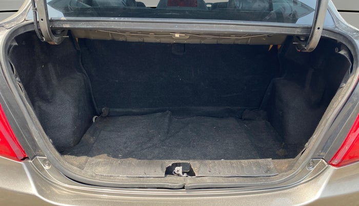 2015 Maruti Swift Dzire VXI, Petrol, Manual, 36,915 km, Boot Open Zoomed View