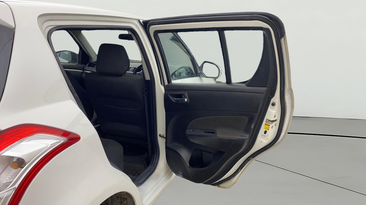 2015 Maruti Swift VXI, Petrol, Manual, 46,984 km, RHS Rear Door