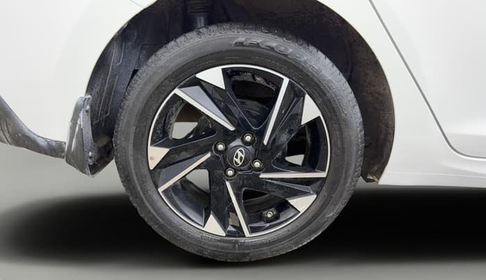 2021 Hyundai Verna SX (O) 1.5 VTVT IVT, Petrol, Automatic, 35,919 km, Right Rear Wheel