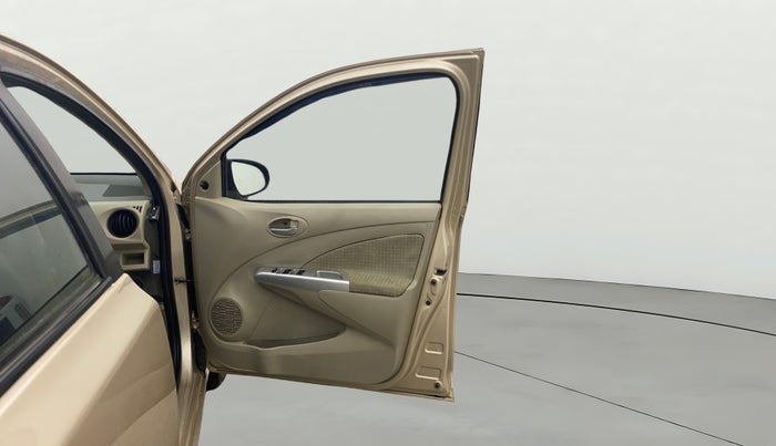 2013 Toyota Etios Liva G, Petrol, Manual, 17,283 km, RHS Front Door