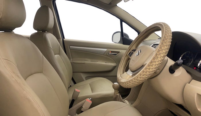 2017 Maruti Ertiga ZDI + SHVS, Diesel, Manual, 1,41,312 km, Right Side Front Door Cabin