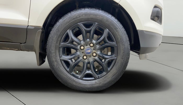 2016 Ford Ecosport TITANIUM 1.5L PETROL, Petrol, Manual, 1,17,021 km, Right Front Wheel