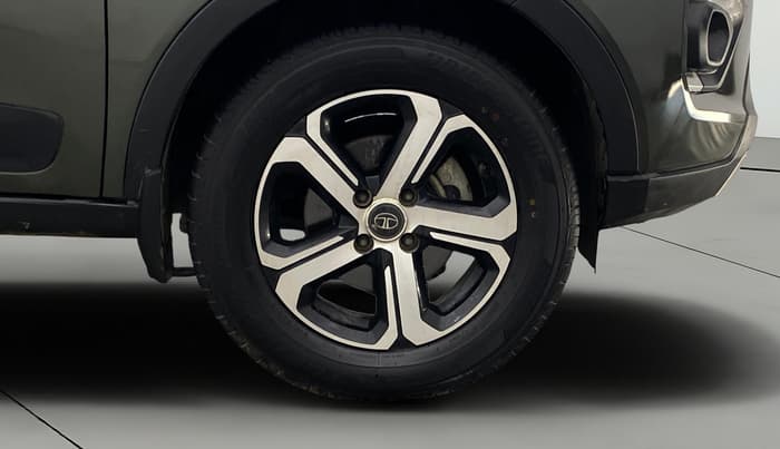 2021 Tata NEXON XZA PLUS SUNROOF PETROL, Petrol, Automatic, 66,504 km, Right Front Wheel
