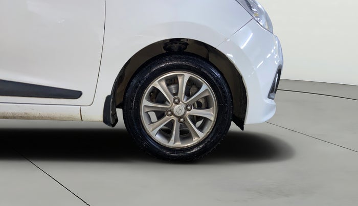 2016 Hyundai Grand i10 ASTA (O) AT 1.2 KAPPA VTVT, Petrol, Automatic, 43,523 km, Right Front Wheel