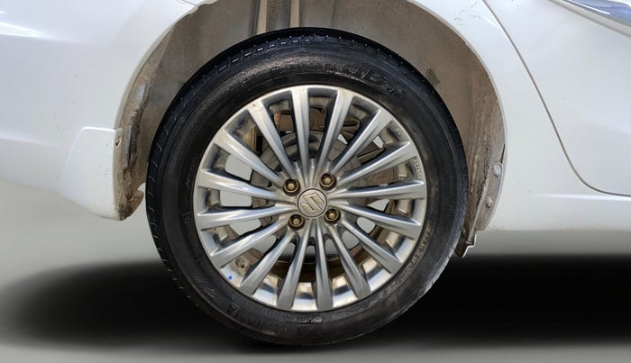 2017 Maruti Ciaz ZXI+, Petrol, Manual, 89,139 km, Right Rear Wheel