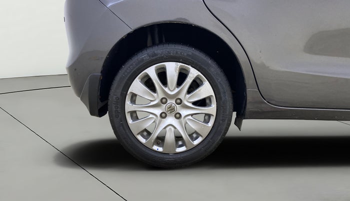 2016 Maruti Baleno ALPHA PETROL 1.2, Petrol, Manual, 44,216 km, Right Rear Wheel