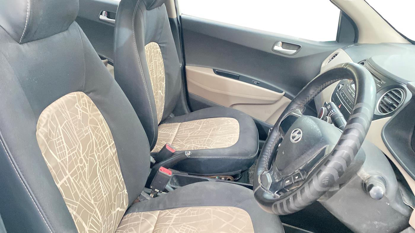 2014 Hyundai Grand i10 SPORTZ 1.2 KAPPA VTVT, Petrol, Manual, 85,186 km, Right Side Front Door Cabin
