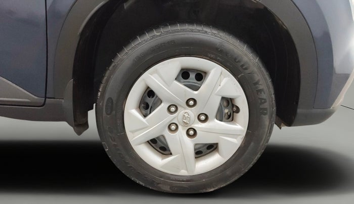 2021 Hyundai VENUE S+ 1.2, Petrol, Manual, 39,267 km, Right Front Wheel