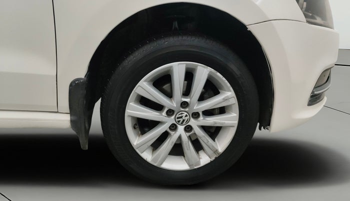 2014 Volkswagen Polo GT TSI AT, Petrol, Automatic, 99,975 km, Right Front Wheel