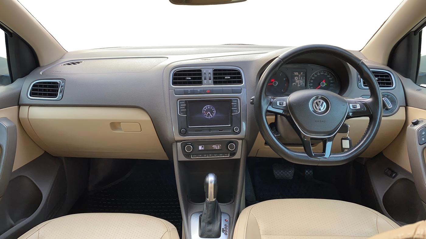 2020 Volkswagen Vento HIGHLINE 1.0L TSI AT, Petrol, Automatic, 93,038 km, Dashboard