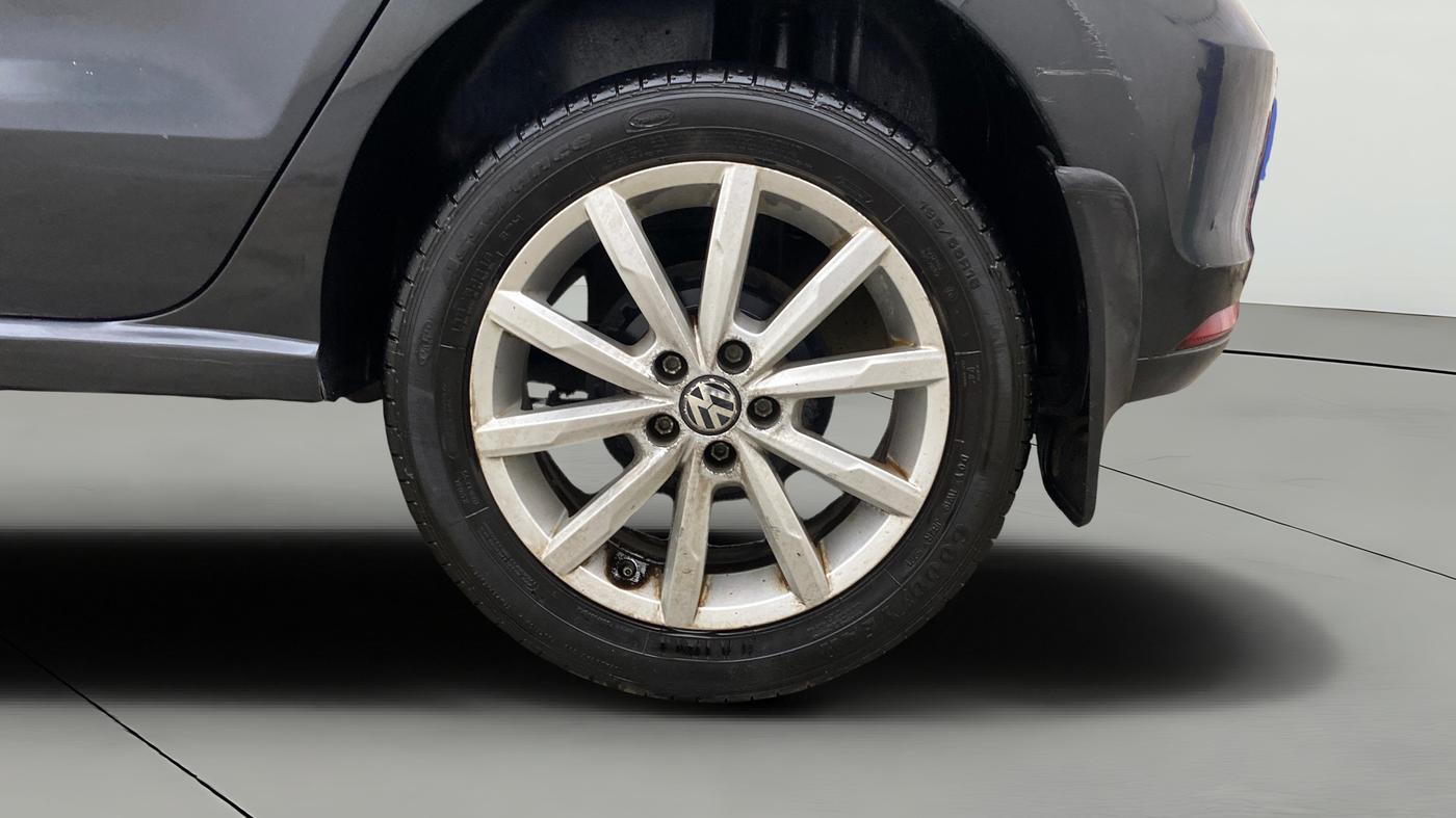 2017 Volkswagen Polo GT TSI AT, Petrol, Automatic, 57,634 km, Left Rear Wheel