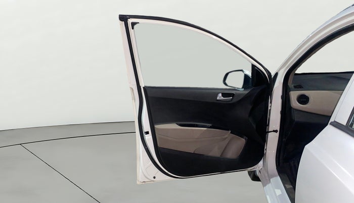 2016 Hyundai Grand i10 SPORTZ 1.2 KAPPA VTVT, Petrol, Manual, 90,804 km, LHS Front Door