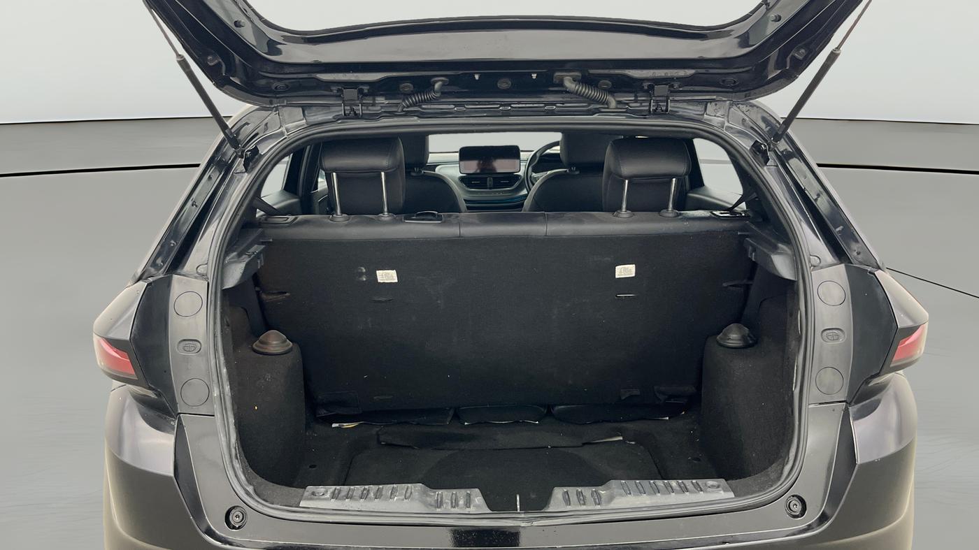 2024 Tata ALTROZ XZA Plus (S) Lux Dark Edition, Petrol, Automatic, 23,295 km, Boot Open Zoomed View
