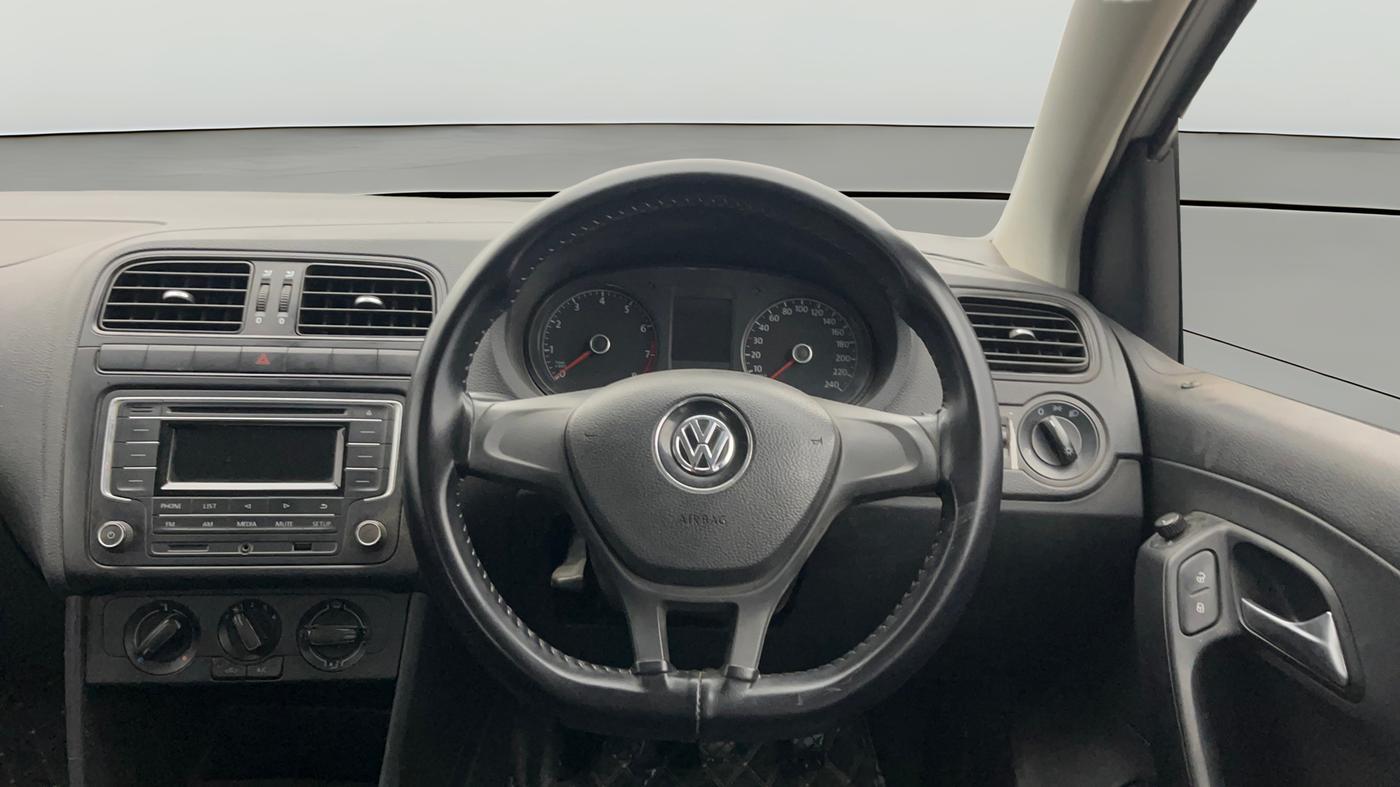 2018 Volkswagen Ameo COMFORTLINE 1.0L, Petrol, Manual, 50,975 km, Steering Wheel Close Up