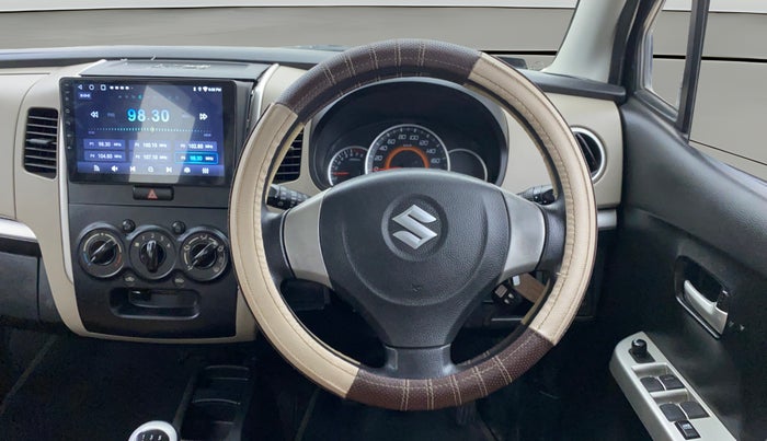 2017 Maruti Wagon R 1.0 VXI, Petrol, Manual, 23,415 km, Steering Wheel Close Up