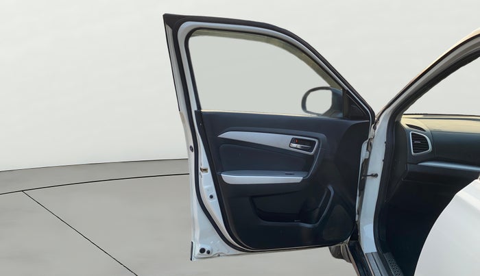 2020 Maruti Vitara Brezza ZXI, Petrol, Manual, 71,046 km, LHS Front Door