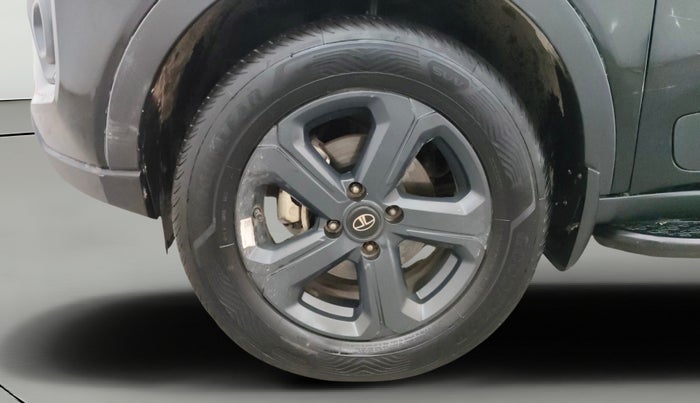 2023 Tata NEXON XZA PLUS PETROL DARK EDITION, Petrol, Automatic, 51,883 km, Left Front Wheel