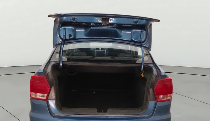 2016 Volkswagen Ameo HIGHLINE1.2L, Petrol, Manual, 59,833 km, Boot Door Open