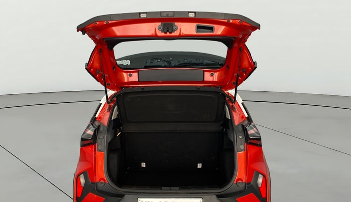 2024 Tata NEXON CREATIVE AMT DUAL TONE 1.2 PETROL, Petrol, Automatic, 19,537 km, Boot Door Open