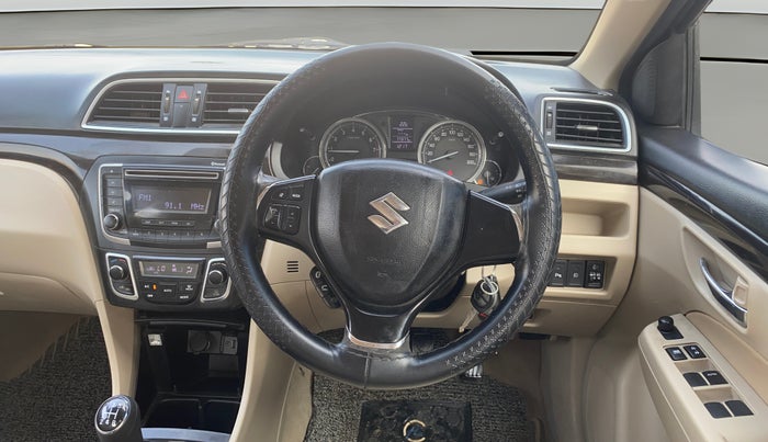 2017 Maruti Ciaz DELTA 1.4 MT PETROL, Petrol, Manual, 77,346 km, Steering Wheel Close Up