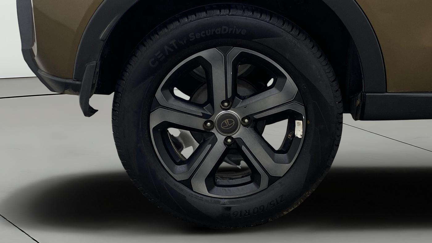 2023 Tata NEXON XZA Plus LUXS Diesel Jet, Diesel, Automatic, 78,710 km, Right Rear Wheel