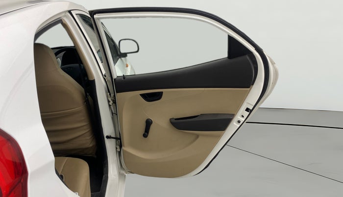 2017 Hyundai Eon ERA + SE, Petrol, Manual, 67,809 km, RHS Rear Door