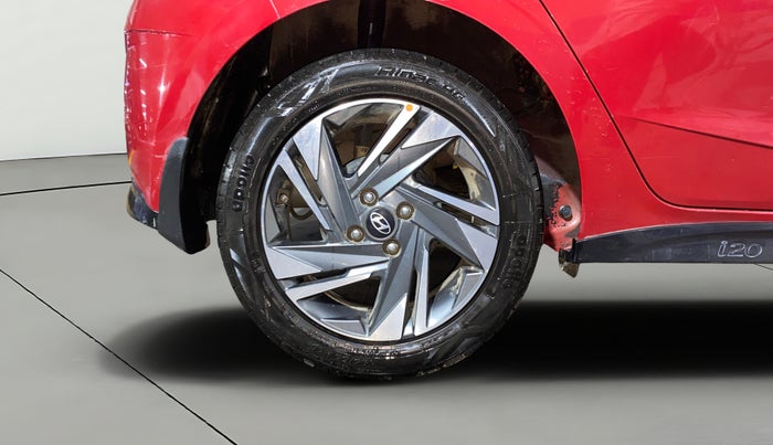 2022 Hyundai NEW I20 ASTA(O) 1.5 CRDI DUAL TONE, Diesel, Manual, 60,063 km, Right Rear Wheel