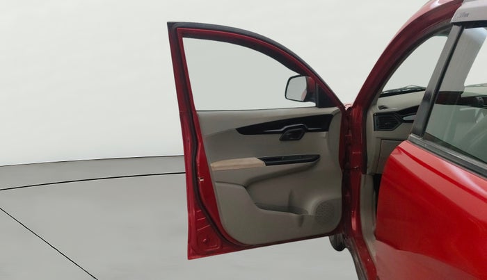 2016 Mahindra Kuv100 K8 D 6 STR, Diesel, Manual, 26,028 km, LHS Front Door