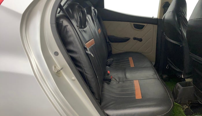 2018 Hyundai Eon MAGNA +, Petrol, Manual, 30,714 km, Third Seat Row ( optional )