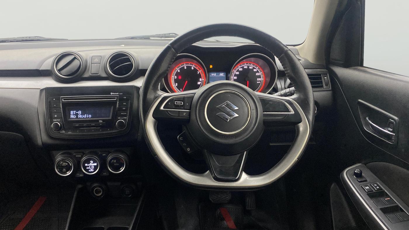 2018 Maruti Swift ZXI AMT, Petrol, Automatic, 90,923 km, Steering Wheel Close Up