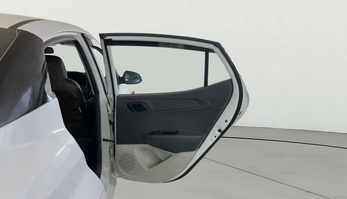 2020 Hyundai AURA S 1.2, Petrol, Manual, 30,759 km, RHS Rear Door