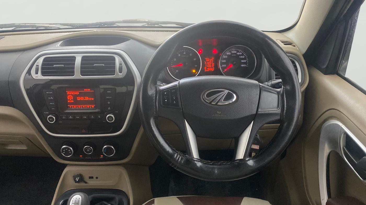 2015 Mahindra TUV300 T8, Diesel, Manual, 96,355 km, Steering Wheel Close Up