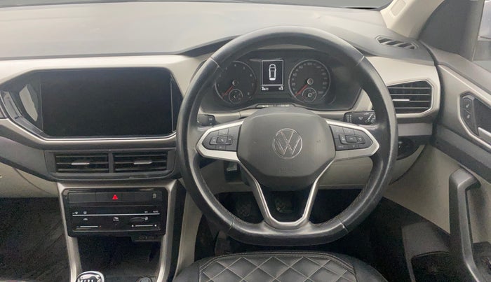 2023 Volkswagen TAIGUN HIGHLINE 1.0 TSI MT, Petrol, Manual, 48,669 km, Steering Wheel Close Up