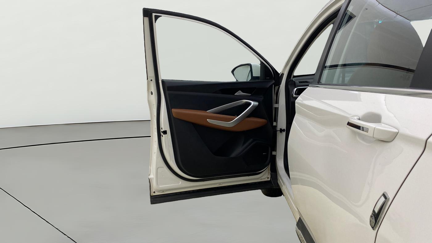 2021 MG HECTOR PLUS SHARP 1.5 PETROL TURBO CVT 6-STR, Petrol, Automatic, 79,593 km, LHS Front Door