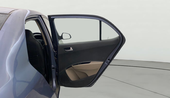 2014 Hyundai Xcent S 1.2, Petrol, Manual, 1,07,958 km, RHS Rear Door