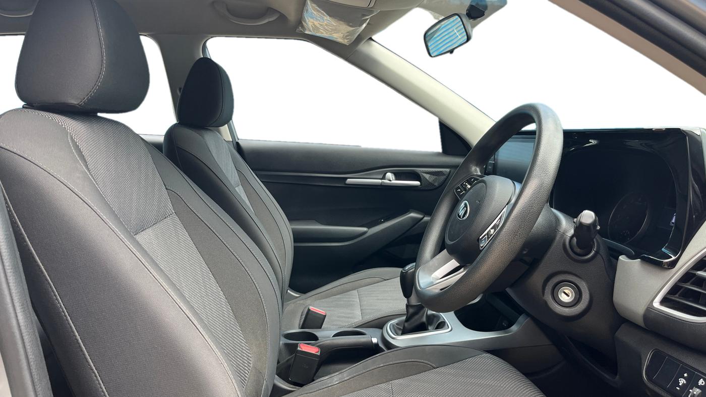 2020 KIA SELTOS HTK 1.5 PETROL, Petrol, Manual, 72,119 km, Right Side Front Door Cabin