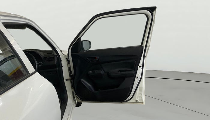 2019 Maruti Swift LXI, Petrol, Manual, 78,446 km, RHS Front Door