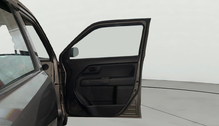 2022 Maruti New Wagon-R LXI CNG 1.0, CNG, Manual, 53,783 km, RHS Front Door