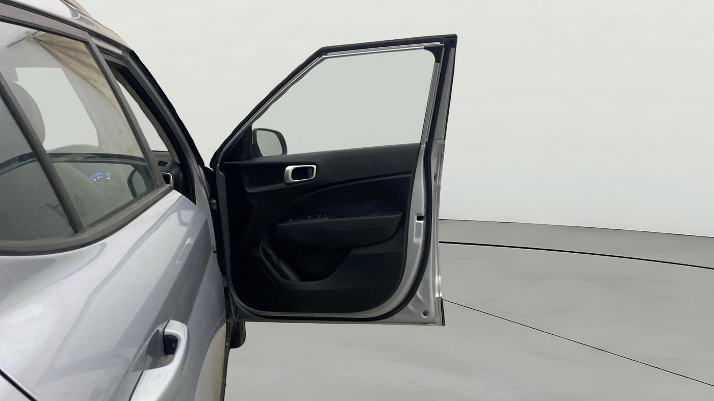 2021 Hyundai VENUE S+ 1.2, Petrol, Manual, 96,621 km, RHS Front Door