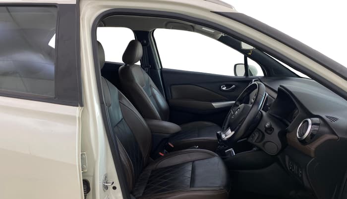 2019 Nissan Kicks XV PREMIUM (O) DIESEL, Diesel, Manual, 45,190 km, Right Side Front Door Cabin