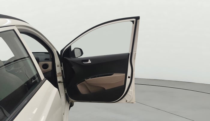 2016 Hyundai Grand i10 ASTA (O) AT 1.2 KAPPA VTVT, Petrol, Automatic, 31,525 km, RHS Front Door