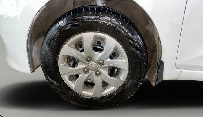 2016 Hyundai Elite i20 MAGNA 1.2, Petrol, Manual, 73,544 km, Left Front Wheel