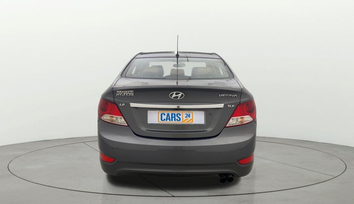 2012 Hyundai Verna FLUIDIC 1.6 CRDI SX, Diesel, Manual, 94,556 km, Back/Rear