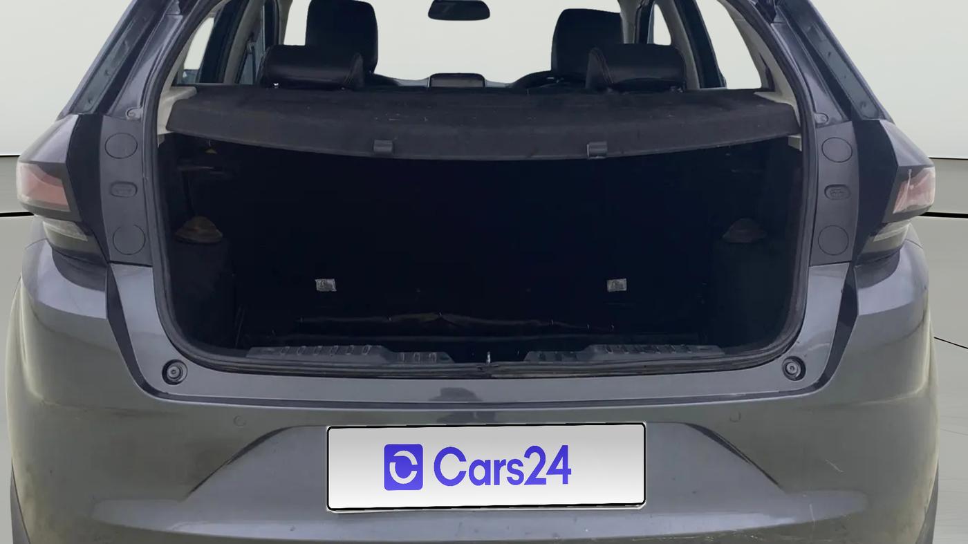 2021 Tata ALTROZ XZ DIESEL, Diesel, Manual, 60,573 km, Boot Open Zoomed View