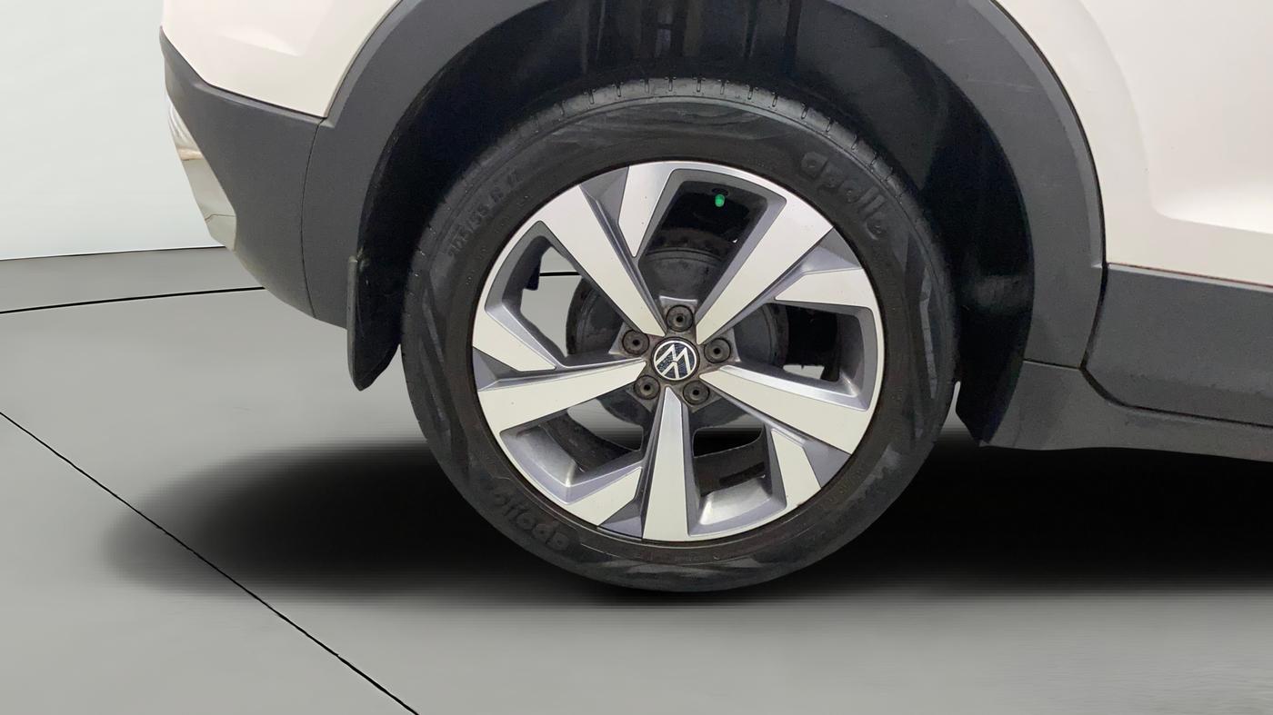 2021 Volkswagen TAIGUN TOPLINE 1.0 TSI MT, Petrol, Manual, 91,699 km, Right Rear Wheel