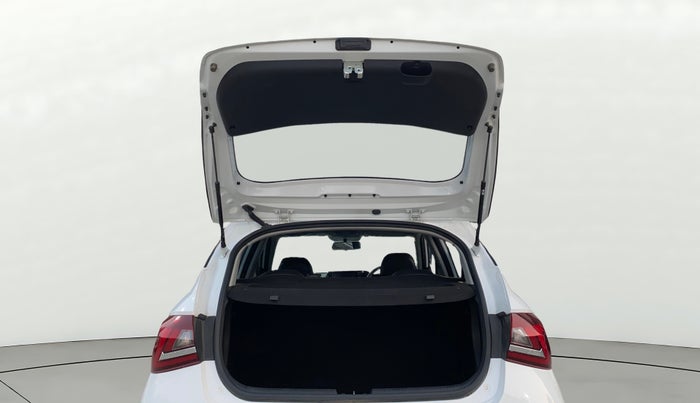 2025 Hyundai NEW I20 SPORTZ 1.2 IVT, Petrol, Automatic, 8,856 km, Boot Door Open