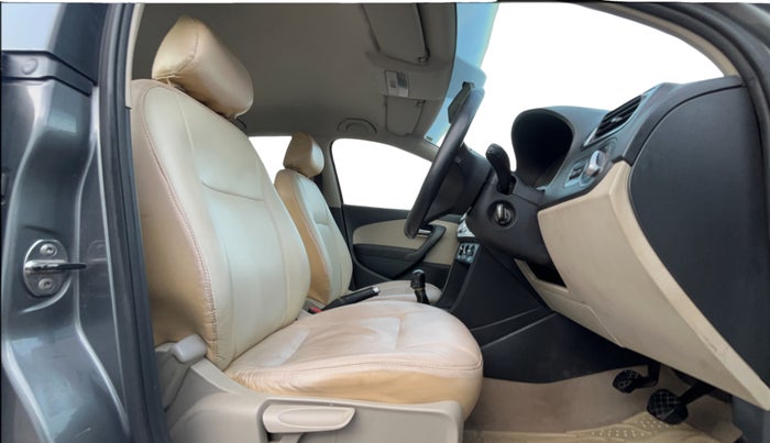 2012 Volkswagen Polo HIGHLINE1.2L, Petrol, Manual, 68,229 km, Right Side Front Door Cabin