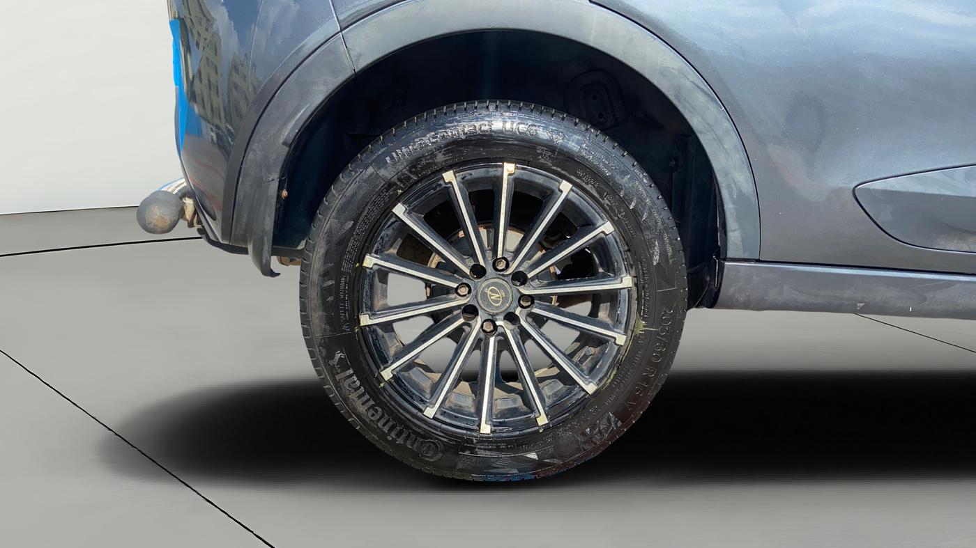 2019 Tata NEXON XE PETROL, Petrol, Manual, 89,717 km, Right Rear Wheel