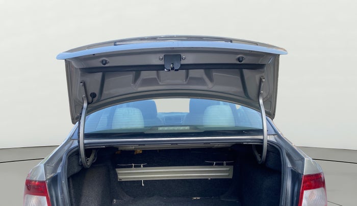 2012 Skoda Rapid ELEGANCE 1.6 MPI AT, Petrol, Automatic, 38,001 km, Boot Door Open